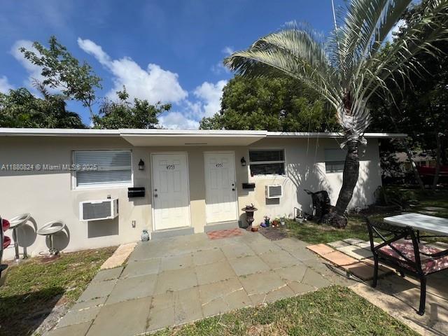 Building Photo - 4951 SW 26th Ave Unit 1-2 Rental