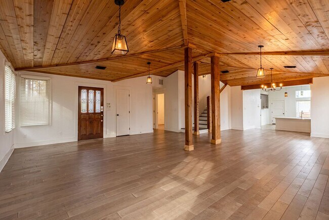 Photo - Tip Tier Views at this Beautiful 4 bedroom, 3 bathroom home in Central East Austin!!!