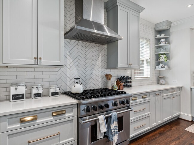 Photo - 1614 Park Rd