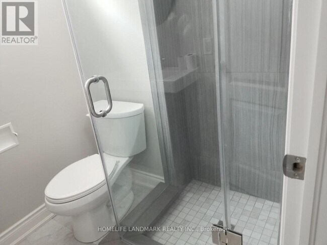 Photo - 12 Ottawa Ct