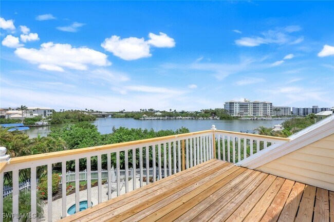 Photo - 203 San Mateo Dr