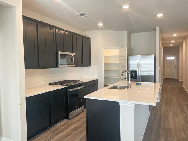 Photo - 124 Stellar Wind Dr