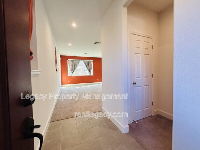 320 Fruitvale Rd