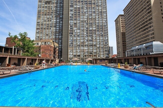 Photo - 655 W Irving Park Rd