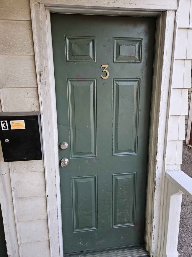 Photo - 412 W Saginaw St Unit 3