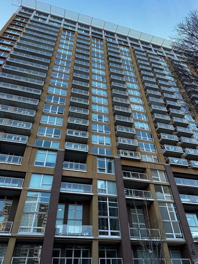 Building Photo - Studio in Reno downtown Montage with great... Rental