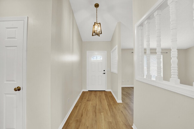 Photo - 7525 Melody Ln