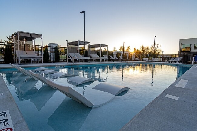 Alta Apartments