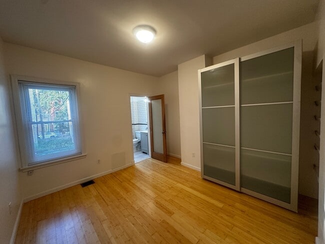 Photo - 315 N Holly St