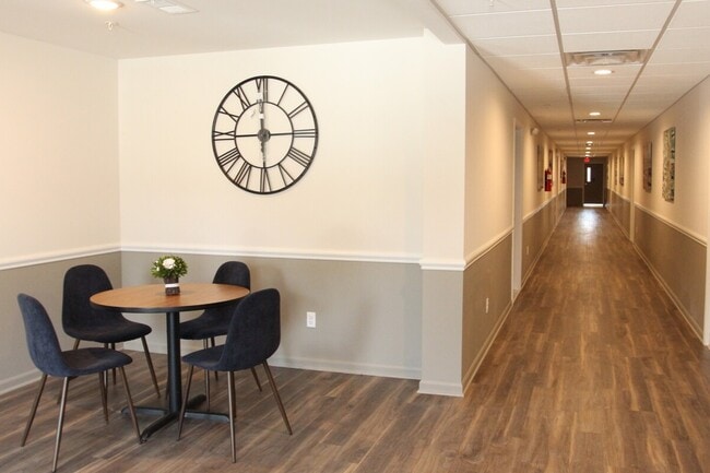 Lobby/Hallway