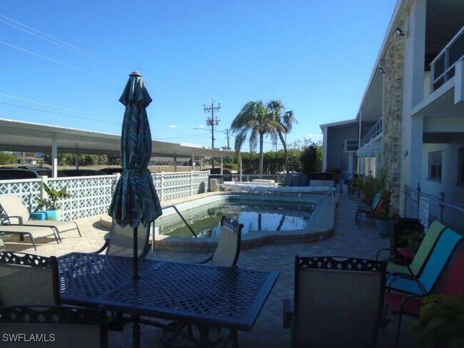 Photo - 708 Victoria Dr Unit 206