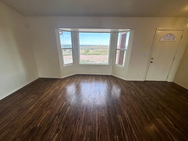 Photo - Beautiful 4-bedroom 3-bathroom Home on 5 Acres with Mountain Views!!!
