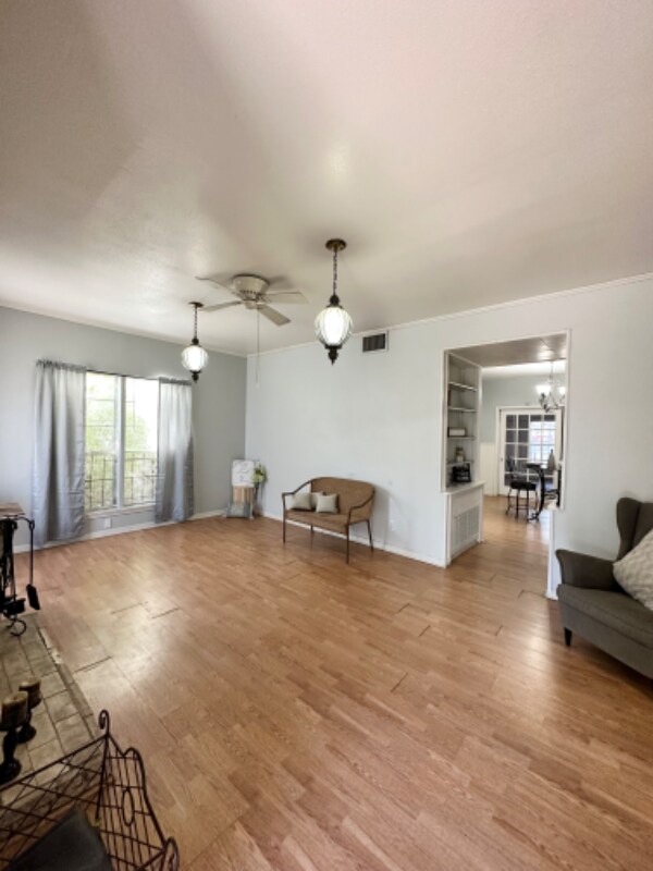 Photo - 1603 W Rosewood Ave