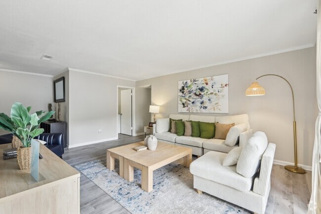 Building Photo - Willow Lake Rental