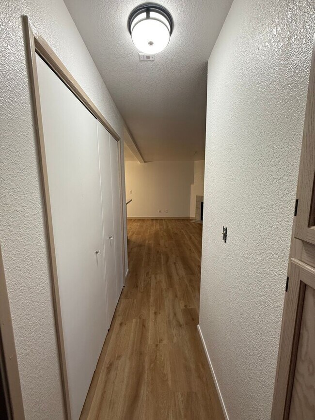 Photo - Gated Community with easy west bound 80 access