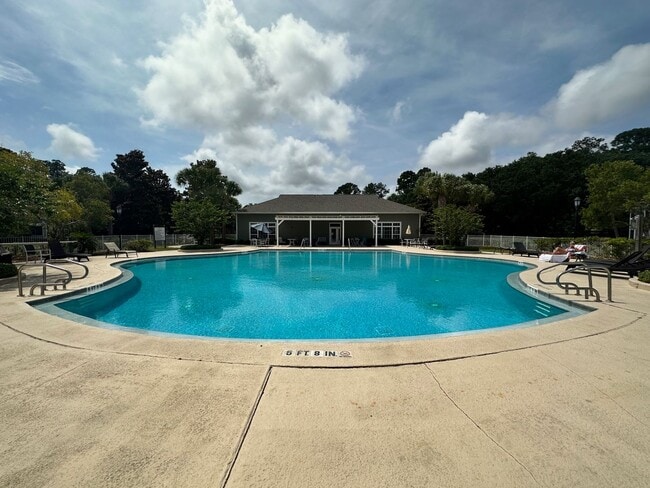 Photo - Gorgeous 2 bed/2 bath located in gated community!