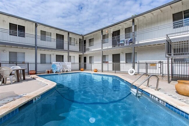 Photo - 4206 Avenue A Unidad 212