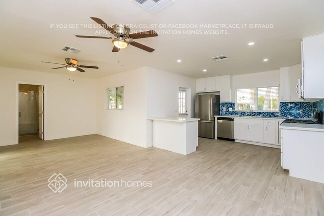 Photo - 743 W Ivanhoe St