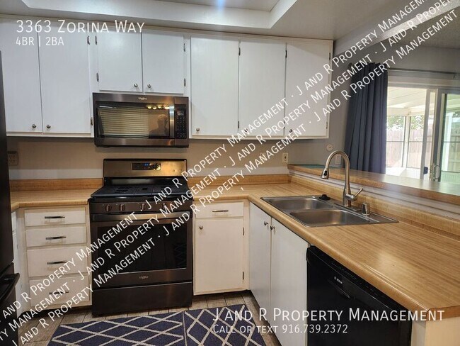 Photo - 3363 Zorina Way