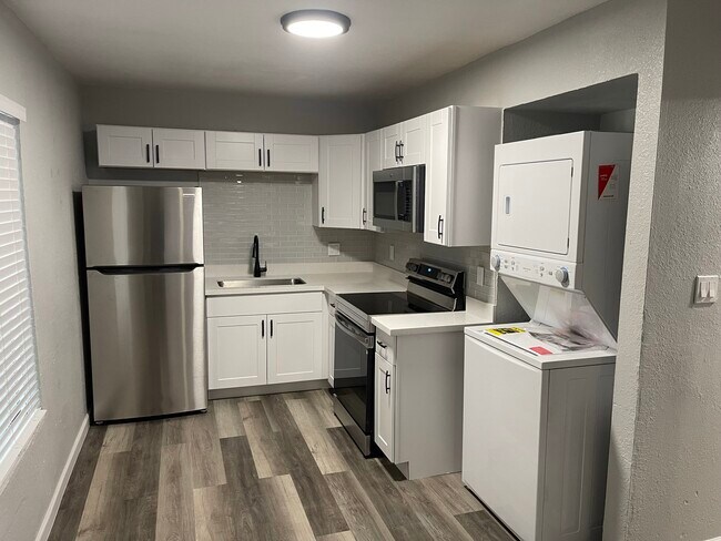 Photo - 841 E Roeser Rd Unit 201