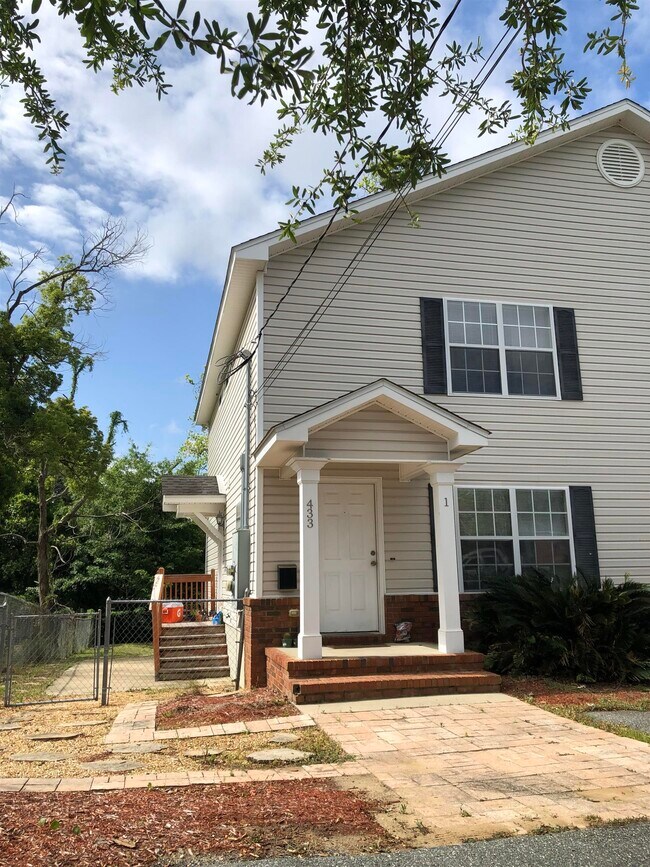 433 W Brevard St