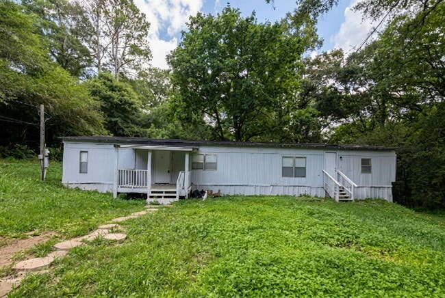 Building Photo - 122 Collins Rd