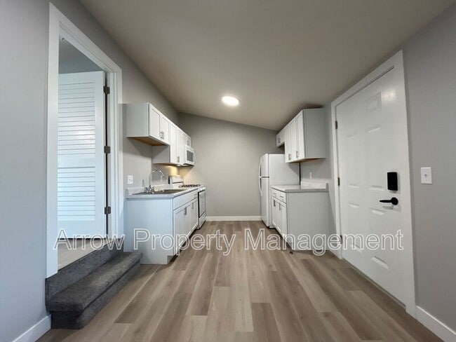 Photo - 877 N 26th St Unit 303