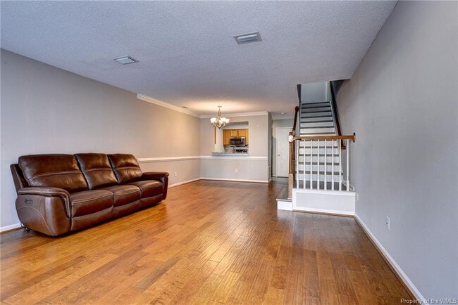 Photo - 1005 Settlement Dr
