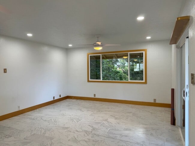 Photo - Newly Renovated 2 Bedroom / 1 Bathroom Cottage for Rent in Makawao!