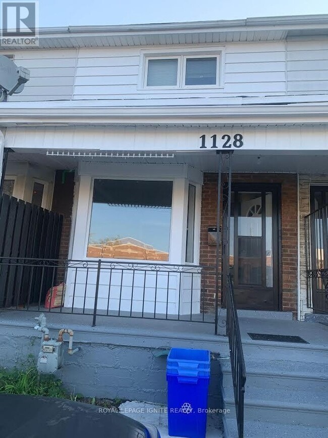 Photo - 1128 Mercer St