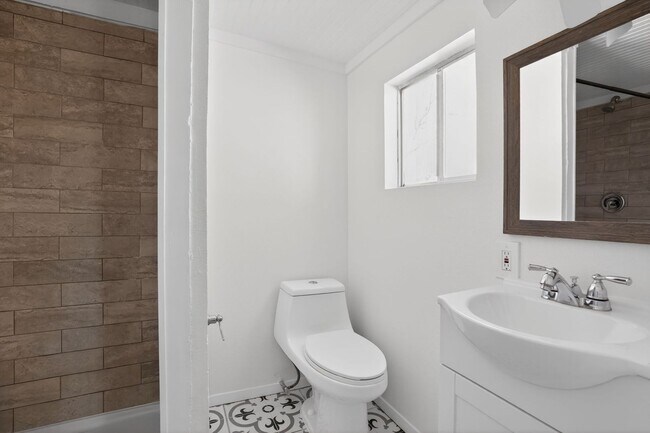 Photo - **50% Off First Month's Rent!**Newly Renovated 3 Bed / 2 Bath Home with Hardwood Floors & Spaciou...