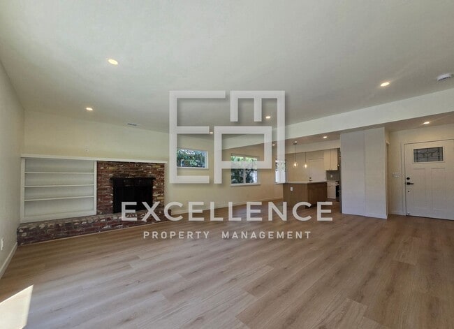 405 Leota Ave
