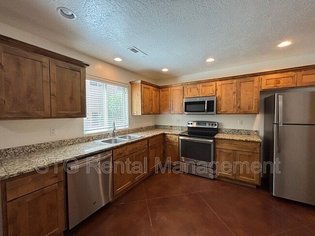 Building Photo - 2801 E 450 N Unit #364 Rental