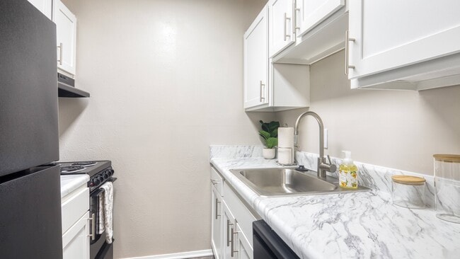 Photo - Warwick Village