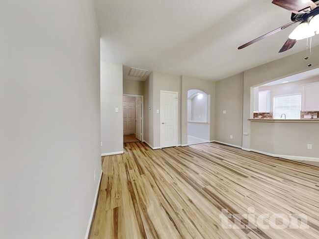Photo - 8523 W Highlands Crossing