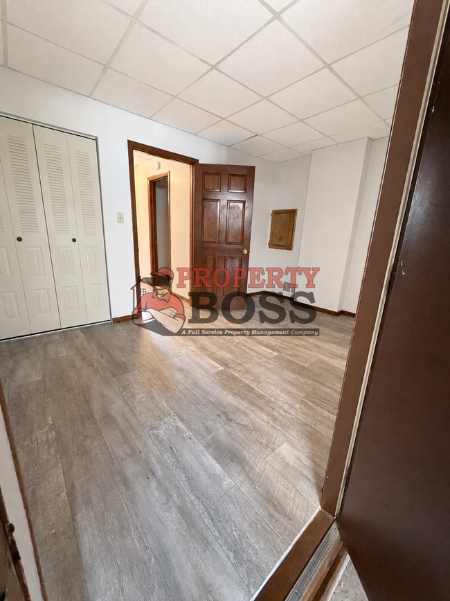 Photo - 333 W 3rd St