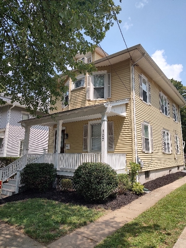 Photo - 107 Colonial Ave