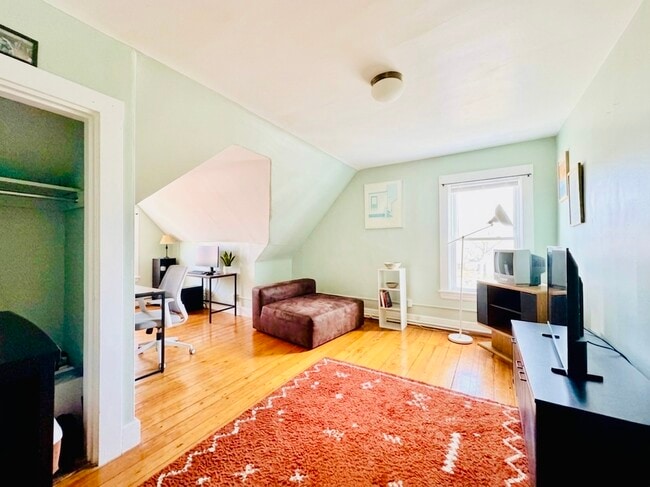 Photo - 3 Foster St Unit 2L