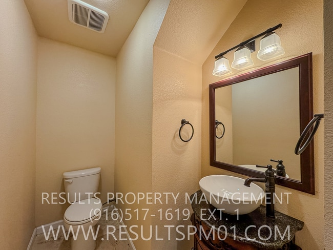 Photo - Stunning 3-bedroom, 3-bathroom