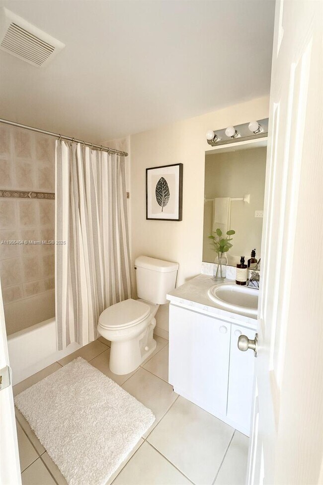 Photo - 666 W 81st St Unit 325