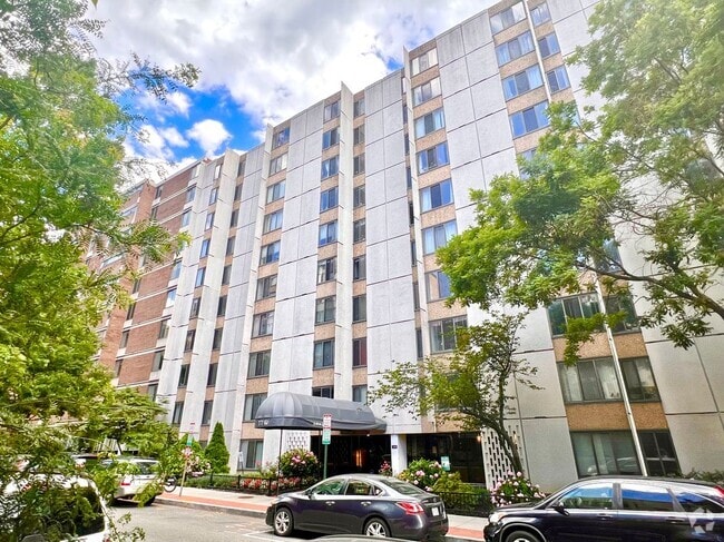 Building Photo - 1440 N St NW Rental