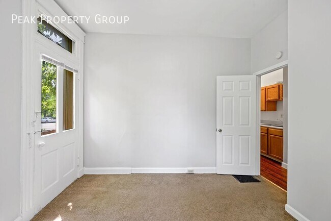 Photo - 494 Riddle Rd Unit 2