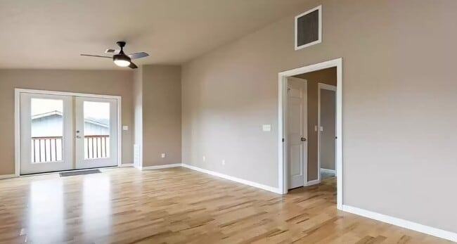 Photo - 616 S 19th St Unidad Upstairs B