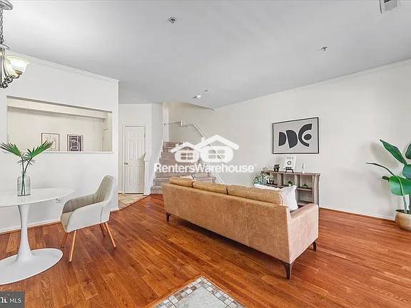 Photo - 1929 Gardenia Ct