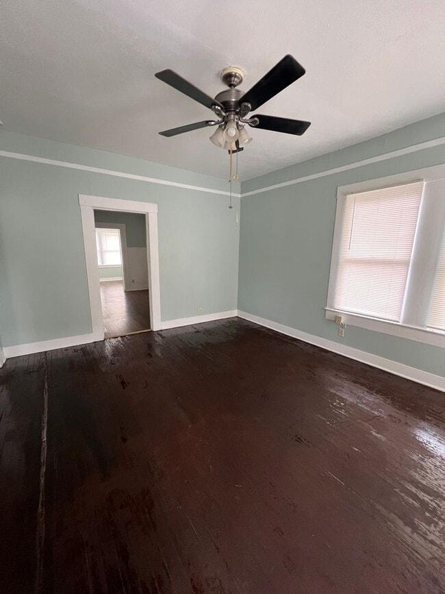 Photo - 2/1 Cottage in Great Location!