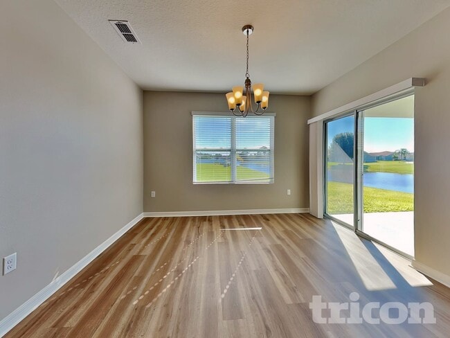 Photo - 991 Summer Glen Dr