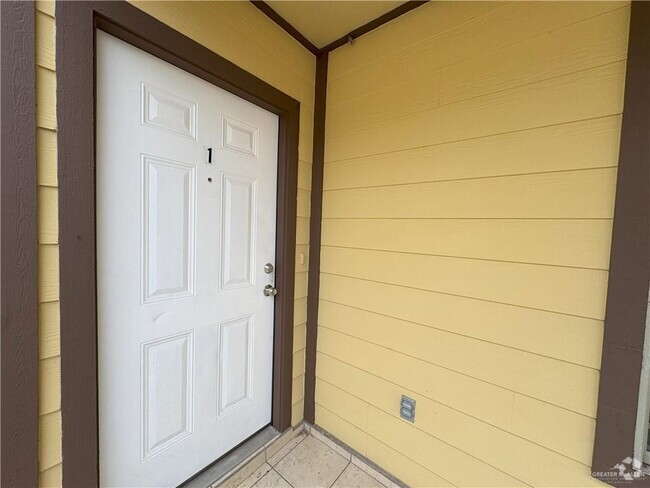 Building Photo - 209 N Linares St Rental