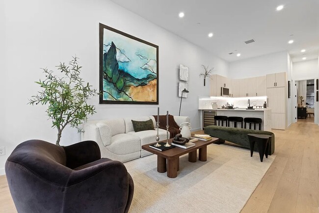 110 Reade St Unit 4