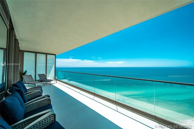 Photo - 18975 Collins Ave