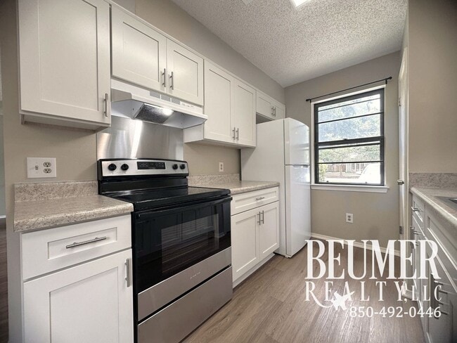 Photo - 4234 Baywoods Dr